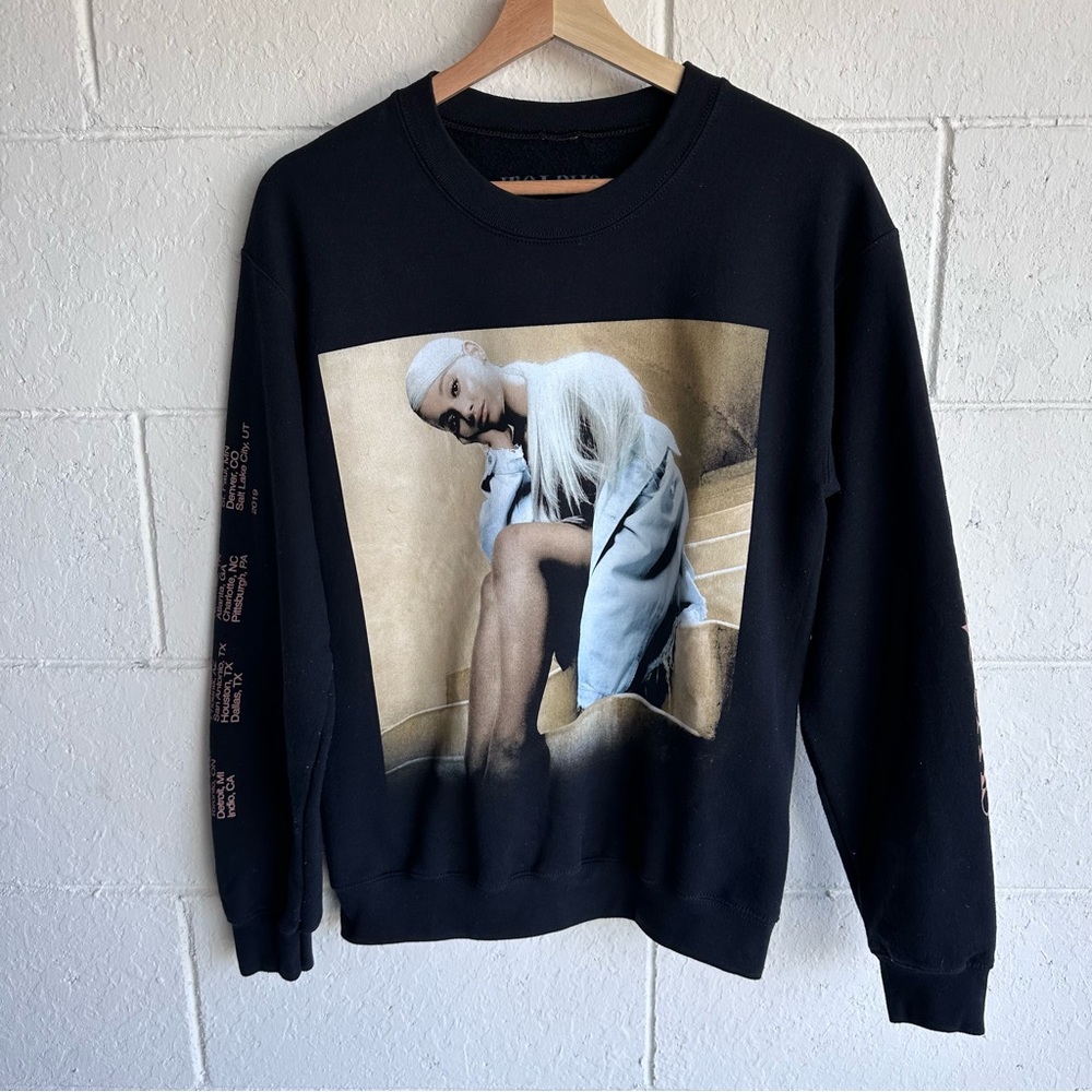 Ariana Grande Sweetener world tour Sweatshirt